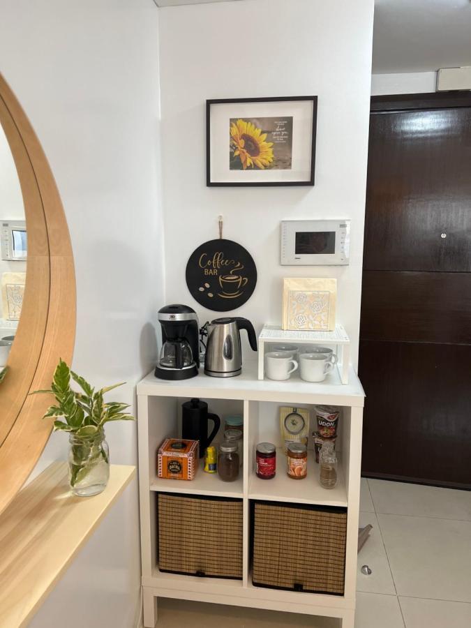 Telly'S Studio Across Naia3 Manila Eksteriør bilde